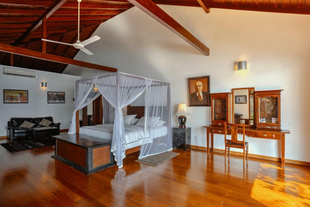 Villa Republic, Bentota อลุทกามา ภายนอก รูปภาพ
