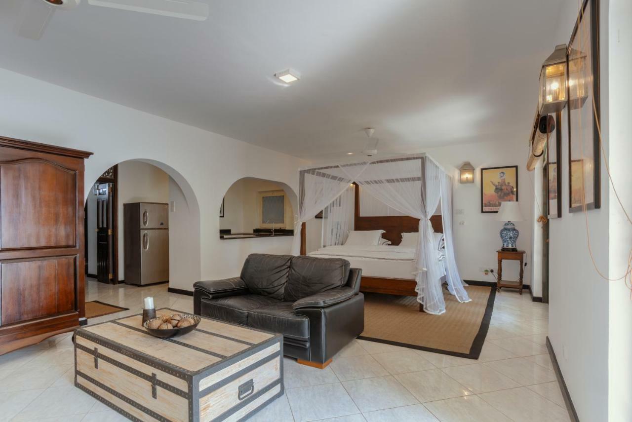 Villa Republic, Bentota อลุทกามา ภายนอก รูปภาพ