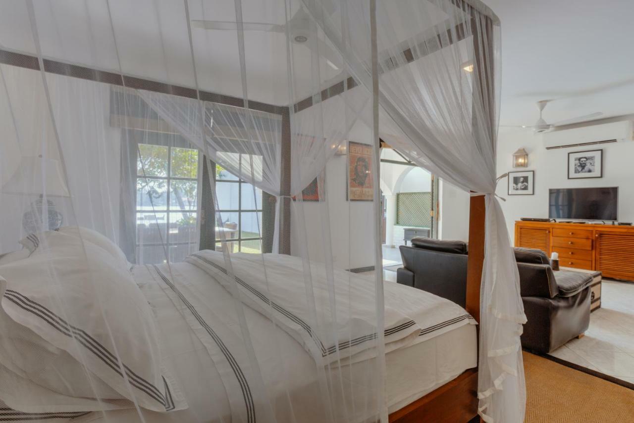 Villa Republic, Bentota อลุทกามา ภายนอก รูปภาพ