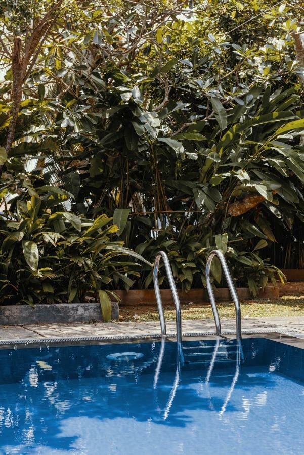 Villa Republic, Bentota อลุทกามา ภายนอก รูปภาพ