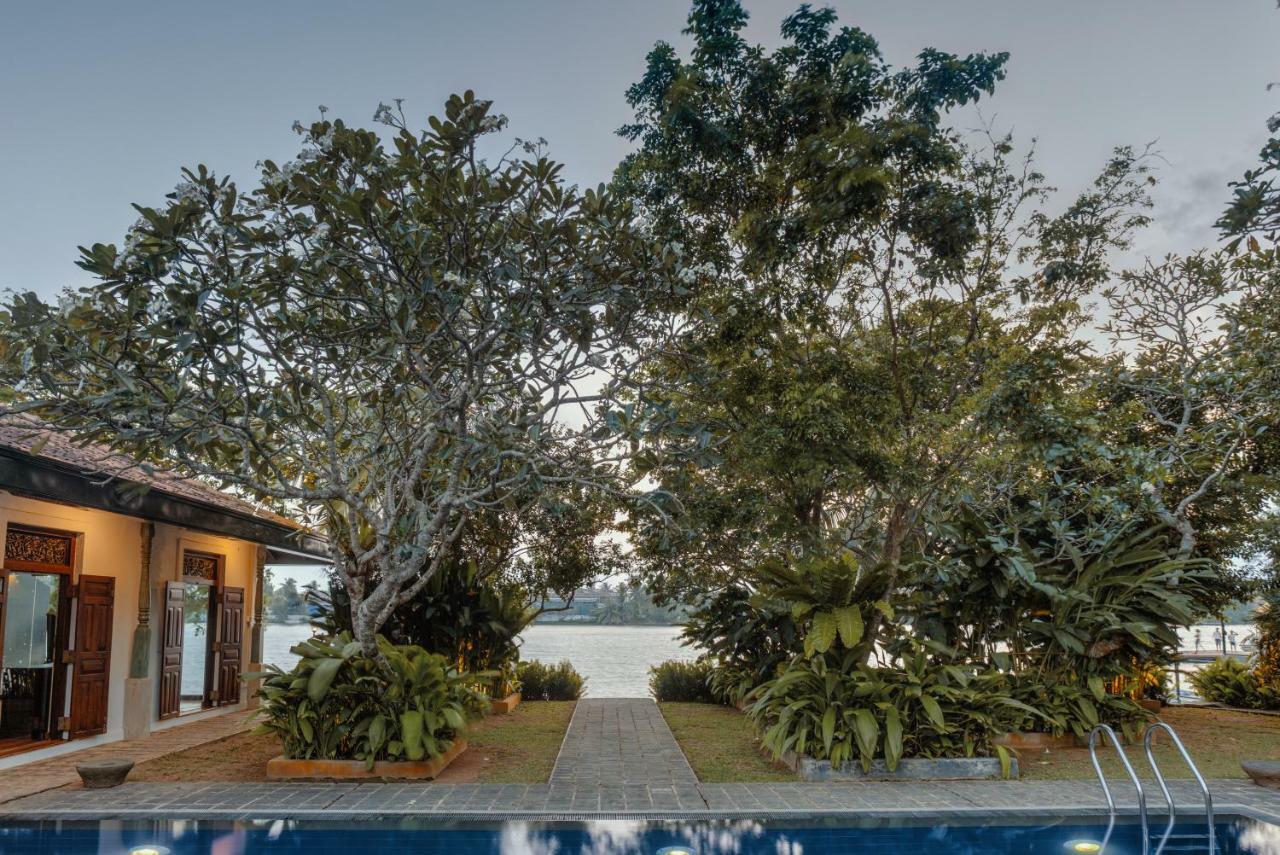 Villa Republic, Bentota อลุทกามา ภายนอก รูปภาพ